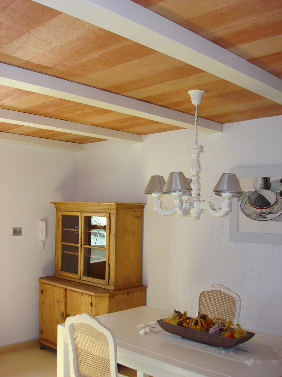 Soffitto rivestito con finte Pianelle colore 001 